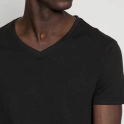 Les meilleures critiques de ✨ Pier One Qualité Garantie 5 PACK - T-shirt basique t-shirts col en v homme 🧨 -Pier One Soldes Magasin 04339dc8a41b4f87892bcf5988fa14bc