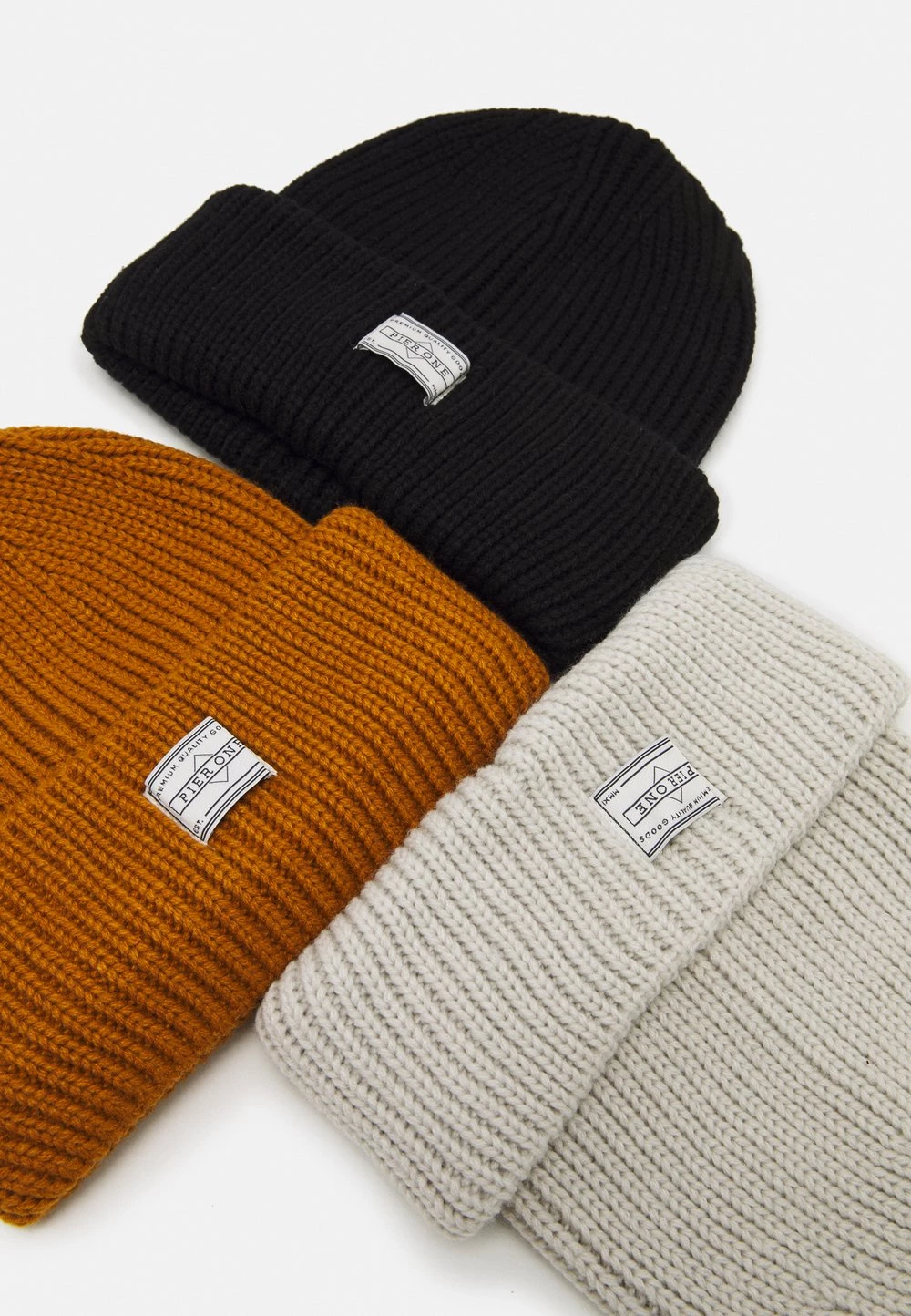Top 10 👍 Pier One 3 PACK UNISEX - Bonnet Meilleure qualité casquettes, bonnets et chapeaux couleur unie 🎉 5 Top 10 👍 Pier One 3 PACK UNISEX - Bonnet Meilleure qualité casquettes, bonnets et chapeaux couleur unie 🎉 – Image 3