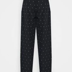 Nouveau ✔️ Pier One Rabais Pyjama pyjamas normale homme 🔥 9 Nouveau ✔️ Pier One Rabais Pyjama pyjamas normale homme 🔥 -Pier One Soldes Magasin 0b3001a8124b49e1b028111e9ee87796