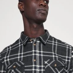 Meilleure affaire 🧨 Prix Gelé Pier One Chemise chemises col kent homme ✨ -Pier One Soldes Magasin 0ce76d0b234c4d1a886c642b8698454d