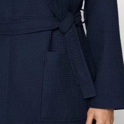 Meilleure affaire đ Pier One Peignoir Un Tarif PrĂ©fĂ©rentiel sous-vĂȘtements & chaussettes col châle homme đ 14 Meilleure affaire đ Pier One Peignoir Un Tarif PrĂ©fĂ©rentiel sous-vĂȘtements & chaussettes col châle homme đ -Pier One Soldes Magasin 0effd1c83d164b99bf7b674cd29fc5c6