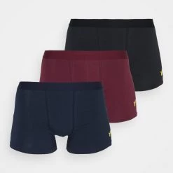 Offres 🧨 Pier One 3 PACK - Shorty Qualité garantie 100% sous-vêtements & chaussettes normale homme 🔥 12 Offres 🧨 Pier One 3 PACK - Shorty Qualité garantie 100% sous-vêtements & chaussettes normale homme 🔥 -Pier One Soldes Magasin 0f619959bc5f4bc8987c53719d5614d9
