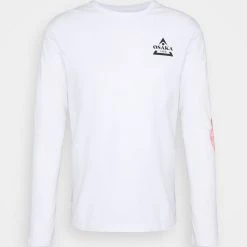 Meilleur prix 🌟 Pier One T-shirt à manches longues Prix Cassé t-shirts col rond homme 🤩 -Pier One Soldes Magasin 10c23344d0144f18a10d687fc3f6f463 1