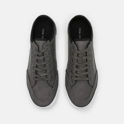 Top 10 😀 Pier One Prix Acceptable Baskets basses baskets & sneakers rond homme 🧨 -Pier One Soldes Magasin 121b9e5dccd84e7482b811a5f0f11ce0