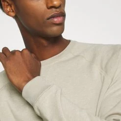 Grosses soldes ✨ Soldes Pier One 2er Pack CREW NECK - Sweatshirt pulls et gilets col rond homme 💯 -Pier One Soldes Magasin 130f2ba93fe9452a87e11d7afa8ef004