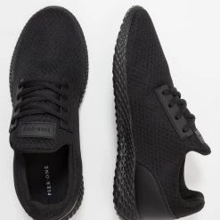 Promo đ Prix GelĂ© Pier One UNISEX - Baskets basses baskets & sneakers rond homme â 10 Promo đ Prix GelĂ© Pier One UNISEX - Baskets basses baskets & sneakers rond homme â -Pier One Soldes Magasin 182ba2565a5e4bd39bd01e9bbb8d65c6