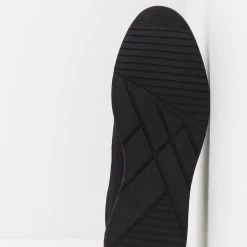 Nouveau 👏 En Remise Pier One UNISEX - Baskets basses baskets & sneakers rond 🎉 -Pier One Soldes Magasin 18f0584f13be4b1598faa1ead8725ea9