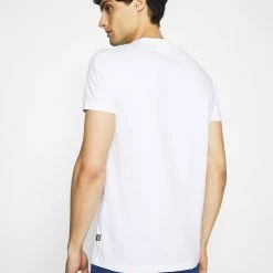 Meilleure vente 👏 Première Qualité Pier One T-shirt basique t-shirts col rond homme 💯 13 Meilleure vente 👏 Première Qualité Pier One T-shirt basique t-shirts col rond homme 💯 -Pier One Soldes Magasin 1b38e65a187f4df191c2e0066cc5dfea