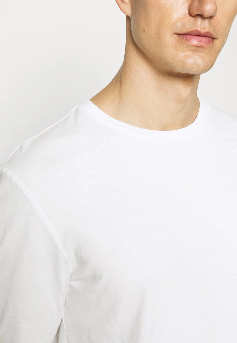 Tout neuf 🤩 Pier One 3 PACK - T-shirt à manches longues Qualité Supérieure t-shirts col rond homme 😍 10 Tout neuf 🤩 Pier One 3 PACK - T-shirt à manches longues Qualité Supérieure t-shirts col rond homme 😍 – Image 8