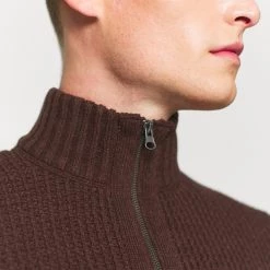 Les meilleures critiques de 🛒 Pier One Pullover Petit Prix pulls et gilets col camionneur homme 🎁 -Pier One Soldes Magasin 20a71bb8006342c9b4d38d5785379931