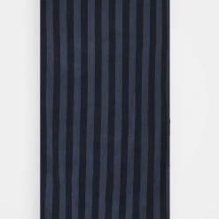 Le moins cher 🔔 Pier One Bon Rapport Coût-Efficacité BEACH TOWEL 180x100CM 500 GSM - Serviette de plage linge de bain rayures homme 🎉 -Pier One Soldes Magasin 26a2ba5eb0914ab09c39aac8ffff1c21