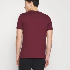 Bon marché 🔔 Un Tarif Préférentiel Pier One LOUNGE TEE - Haut de pyjama pyjamas col rond homme 👍 10 Bon marché 🔔 Un Tarif Préférentiel Pier One LOUNGE TEE - Haut de pyjama pyjamas col rond homme 👍 -Pier One Soldes Magasin 2a680828fe09465189da7cfe509a6ad1