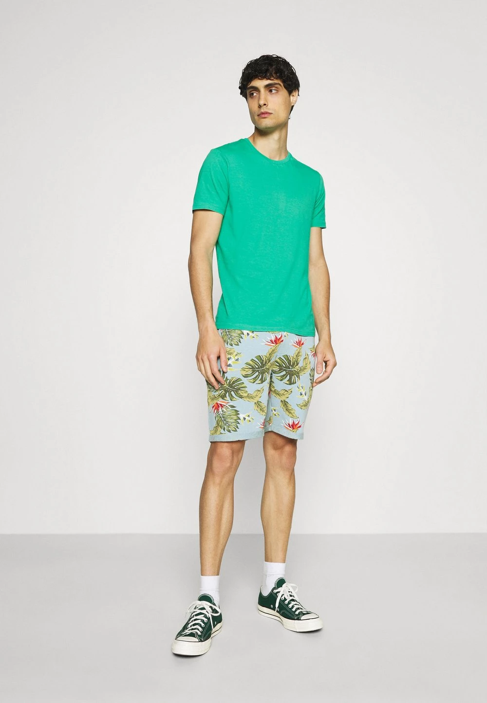 Offres 🛒 Prix Réduit Pier One 2 PACK - T-shirt basique t-shirts col rond homme 👏 3 Offres 🛒 Prix Réduit Pier One 2 PACK - T-shirt basique t-shirts col rond homme 👏