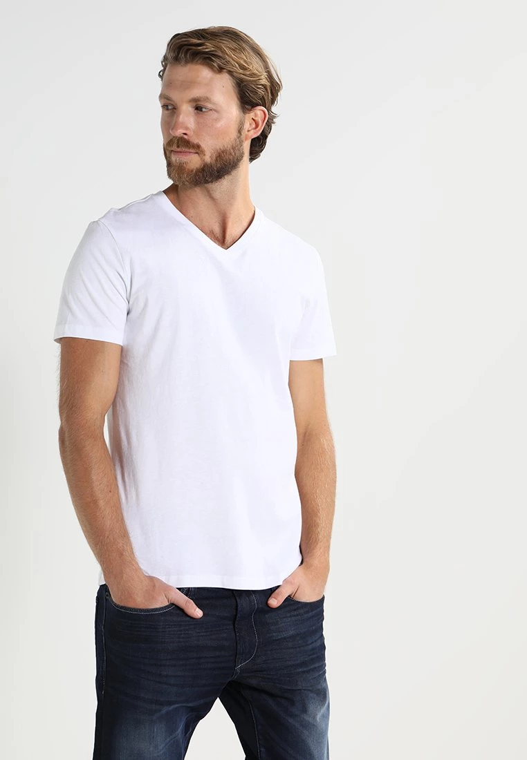 Les meilleures critiques de 👏 Pier One 2 PACK - T-shirt basique Prix Cassé t-shirts col en v homme 👍 5 Les meilleures critiques de 👏 Pier One 2 PACK - T-shirt basique Prix Cassé t-shirts col en v homme 👍 – Image 3