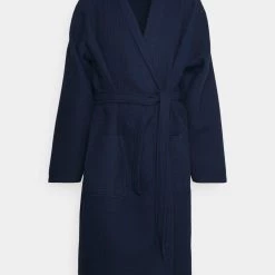 Offres ⭐ Prix Malin Pier One Peignoir sous-vêtements & chaussettes col châle homme ⭐ 15 Offres ⭐ Prix Malin Pier One Peignoir sous-vêtements & chaussettes col châle homme ⭐ -Pier One Soldes Magasin 31642370e41542e993321b3300a6fd90 1