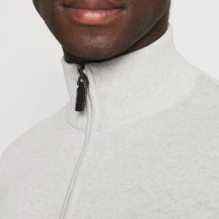 Grosses soldes ✔️ Faible Prix Pier One Pullover pulls et gilets col camionneur homme 🎉 14 Grosses soldes ✔️ Faible Prix Pier One Pullover pulls et gilets col camionneur homme 🎉 -Pier One Soldes Magasin 334e762d8f7444238969c564f3a3f20a