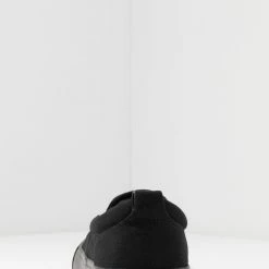 Promo 🧨 Pier One UNISEX - Mocassins Prix Sacrifiés baskets & sneakers rond ⭐ 12 Promo 🧨 Pier One UNISEX - Mocassins Prix Sacrifiés baskets & sneakers rond ⭐ -Pier One Soldes Magasin 33b1938cc97046718457a92a604817a8