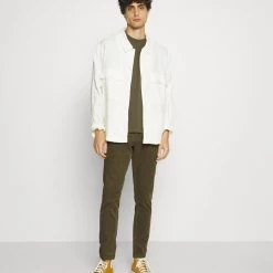 Coupon 👏 Pier One 2 PACK - T-shirt basique Prix Ourlé t-shirts col rond homme 🧨