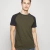 Tout neuf đ Prix dâAmis Pier One T-shirt basique t-shirts & polos col rond homme đ„ 2 Tout neuf đ Prix dâAmis Pier One T-shirt basique t-shirts & polos col rond homme đ„ -Pier One Soldes Magasin 388da2739cb54462876c09534de9d03f