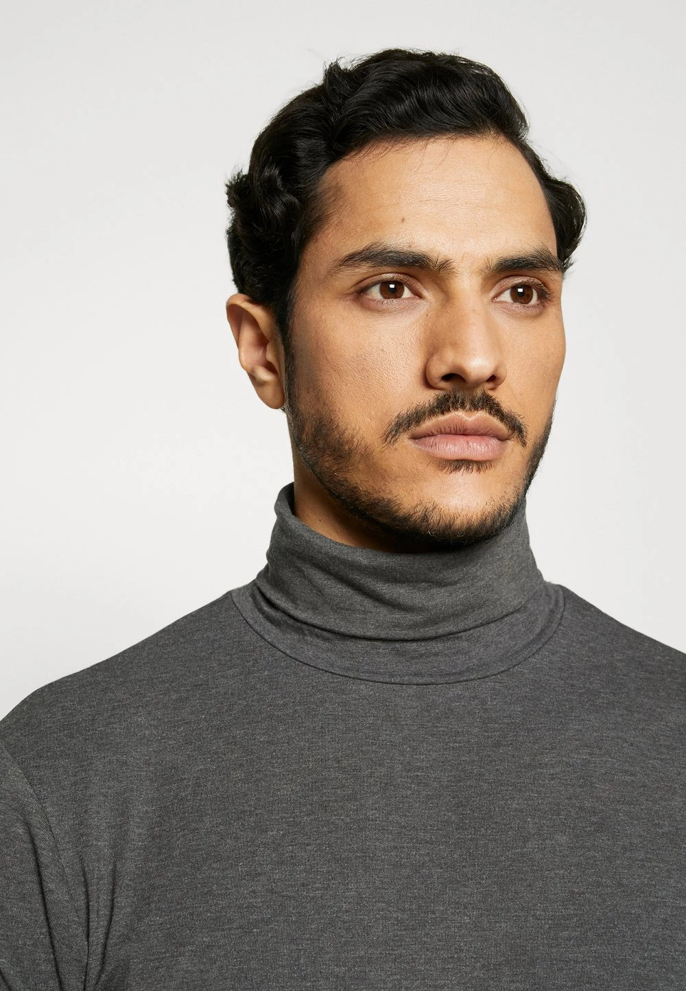 Offres 🛒 Pier One Prix Exclusifs T-shirt à manches longues t-shirts col roulé homme ✔️ 6 Offres 🛒 Pier One Prix Exclusifs T-shirt à manches longues t-shirts col roulé homme ✔️ – Image 4