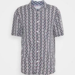 Les meilleures critiques de ✔️ Prix Aimable Pier One Chemise chemises col revers homme 😍 -Pier One Soldes Magasin 3bbb439a8c974565a4130bedaa621aef