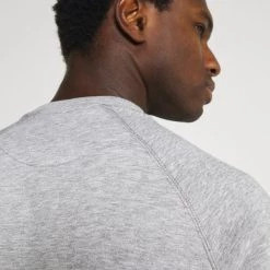 Bon marché 👍 Pier One Prix Affortable 3 PACK - Sweatshirt sweats & hoodies col rond homme ✔️ -Pier One Soldes Magasin 3f826ffba33f448aa8aacde667ba354b