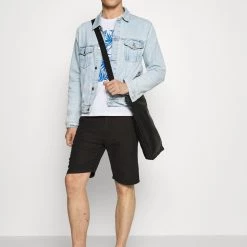 Meilleur prix 🤩 Qualité Fiable Pier One T-shirt imprimé t-shirts col rond homme 🌟 -Pier One Soldes Magasin 3fec3e67e3c248ba8f959b683ed3475c