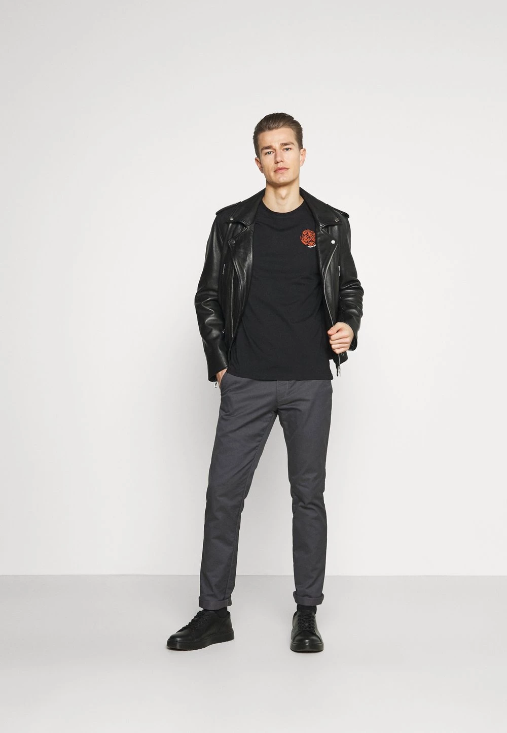 Promo ❤️ Pier One T-shirt imprimé Prix Bradés t-shirts col rond homme 🛒 4 Promo ❤️ Pier One T-shirt imprimé Prix Bradés t-shirts col rond homme 🛒 – Image 2