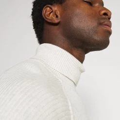 Bon marché 🧨 Pier One Prix d’Amis Pullover pulls & gilets col roulé homme 👍 14 Bon marché 🧨 Pier One Prix d’Amis Pullover pulls & gilets col roulé homme 👍 -Pier One Soldes Magasin 42b4268fd57945e6a26c4da2381906c5