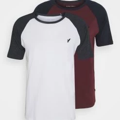 Les meilleures critiques de 🎉 Prix Dégriffé Pier One 2 PACK - T-shirt basique t-shirts col rond homme 🎁 -Pier One Soldes Magasin 445a1ee7747541a581fe45cfdb6c58d0