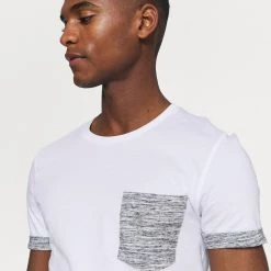 Acheter 🔥 Pier One T-shirt imprimé Prix Sacrifiés t-shirts col rond homme 💯 -Pier One Soldes Magasin 44c55db537d54481a7a1b9b32eb1ca54