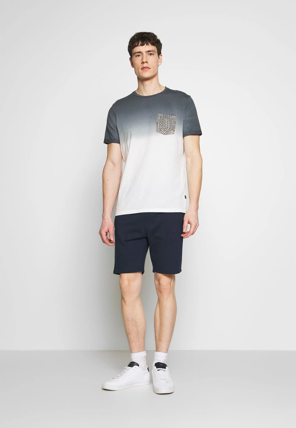 Acheter 😍 Pier One 2 PACK - Short Prix Refroidis shorts normale homme 🎉 4 Acheter 😍 Pier One 2 PACK - Short Prix Refroidis shorts normale homme 🎉 – Image 2