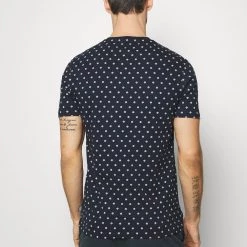 Acheter ⭐ Pier One 3 PACK - T-shirt imprimé Soldes En Ligne t-shirts & polos col rond homme 🔥 -Pier One Soldes Magasin 4cc0d7bd171340c7ac647ce1c72a9c5e