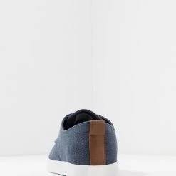 Le moins cher 🛒 Pier One UNISEX - Baskets basses Prix Gelé sneakers rond homme 🔥 13 Le moins cher 🛒 Pier One UNISEX - Baskets basses Prix Gelé sneakers rond homme 🔥 -Pier One Soldes Magasin 4d877705c3ac41d180ec3b855c014acf