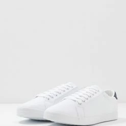 Les meilleures critiques de 👏 Pier One Qualité Supérieure Baskets basses sneakers rond homme ✔️ 10 Les meilleures critiques de 👏 Pier One Qualité Supérieure Baskets basses sneakers rond homme ✔️ -Pier One Soldes Magasin 4eacb9610d8f46729ab34d928ecaf995