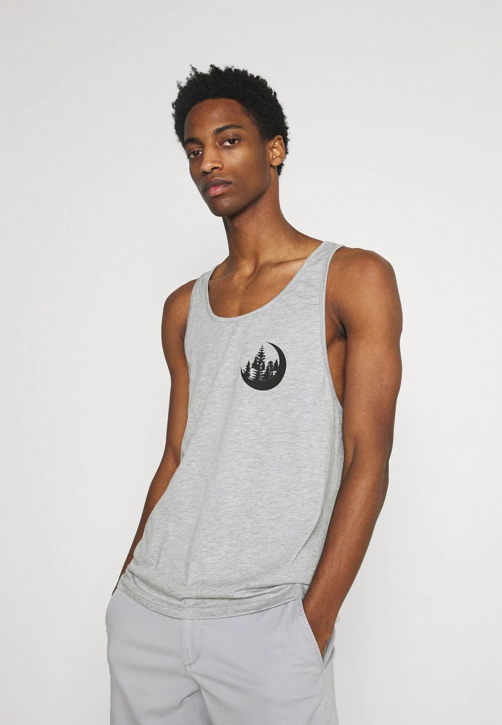 Tout neuf 🔔 Pier One Débardeur Prix Dégriffé t-shirts encolure large ronde homme 👏 3 Tout neuf 🔔 Pier One Débardeur Prix Dégriffé t-shirts encolure large ronde homme 👏