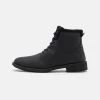 Les meilleures critiques de đ Pier One Prix Ăquitable Bottines Ă lacets bottes rond homme âïž 1 Les meilleures critiques de đ Pier One Prix Ăquitable Bottines Ă lacets bottes rond homme âïž -Pier One Soldes Magasin 4fdc1260c84c449aba111cbdb99c6819