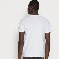 Vente flash đ Pier One T-shirt imprimĂ© QualitĂ© Excellente t-shirts col rond homme â 9 Vente flash đ Pier One T-shirt imprimĂ© QualitĂ© Excellente t-shirts col rond homme â -Pier One Soldes Magasin 52958a05fdf0462f9ca916f95ae4fa16