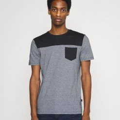 Nouveau â Pier One T-shirt imprimĂ© En Remise t-shirts col rond homme â€ïž