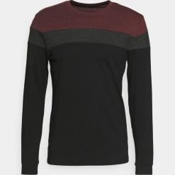 Remise 💯 Pier One Prix Gelé T-shirt à manches longues t-shirts & polos col rond homme ❤️ -Pier One Soldes Magasin 55638a1ead054b259ba7f4353fbb4664 2