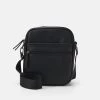 Top 10 🧨 Pier One Prix d’Amis Sac bandoulière sacs compartiment pour téléphone portable homme 🔥 -Pier One Soldes Magasin 5579edca60ea48e5b5a5cb499ac27282