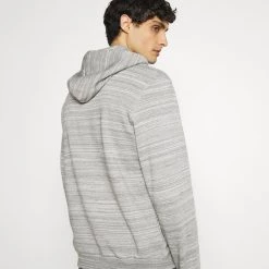 Nouveau 👍 Pier One Garantie De Qualité 100% Sweat à capuche pulls et gilets homme 😍 -Pier One Soldes Magasin 5af2a7d15ba94e268e5f0c0f38bcea04