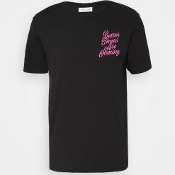 Vente flash ✔️ Pier One Rabais T-shirt imprimé t-shirts col rond homme 👏 14 Vente flash ✔️ Pier One Rabais T-shirt imprimé t-shirts col rond homme 👏 -Pier One Soldes Magasin 5c44f1ad355c4f71a0edc430cd453fb2