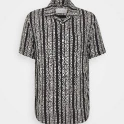 Vente flash ✨ Pier One Chemise 50% Off De Vente chemises col revers homme 👏 -Pier One Soldes Magasin 5cfdb6742ba147cfb0491515e897b613