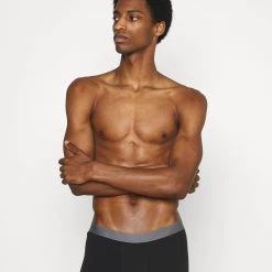 Grosses soldes 😍 Assurance De l’Authenticité Pier One 5 PACK - Shorty sous-vêtements normale homme 🎁 -Pier One Soldes Magasin 5fc9fbb35bc44b28bfbc7d83927fe513