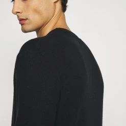 Meilleur prix ✔️ Prix Allégé Pier One RIBBED LOUNGE TOP - Haut de pyjama pyjamas col rond homme 🔔 13 Meilleur prix ✔️ Prix Allégé Pier One RIBBED LOUNGE TOP - Haut de pyjama pyjamas col rond homme 🔔 -Pier One Soldes Magasin 69f1c7711622426cae84209083557dfd