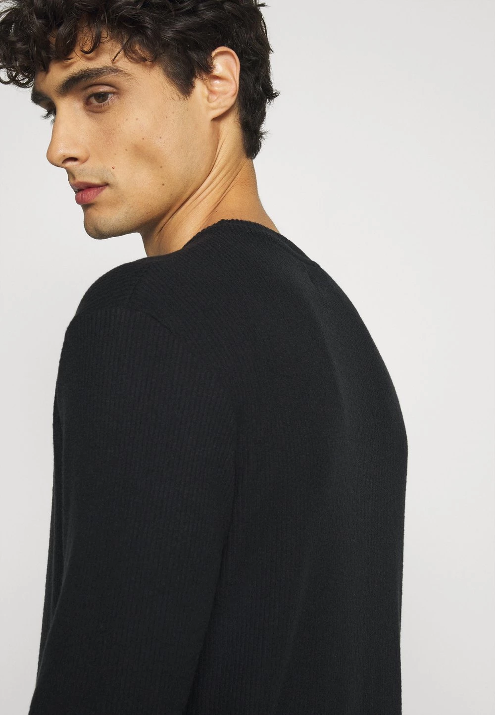 Meilleur prix ✔️ Prix Allégé Pier One RIBBED LOUNGE TOP - Haut de pyjama pyjamas col rond homme 🔔 6 Meilleur prix ✔️ Prix Allégé Pier One RIBBED LOUNGE TOP - Haut de pyjama pyjamas col rond homme 🔔 – Image 4