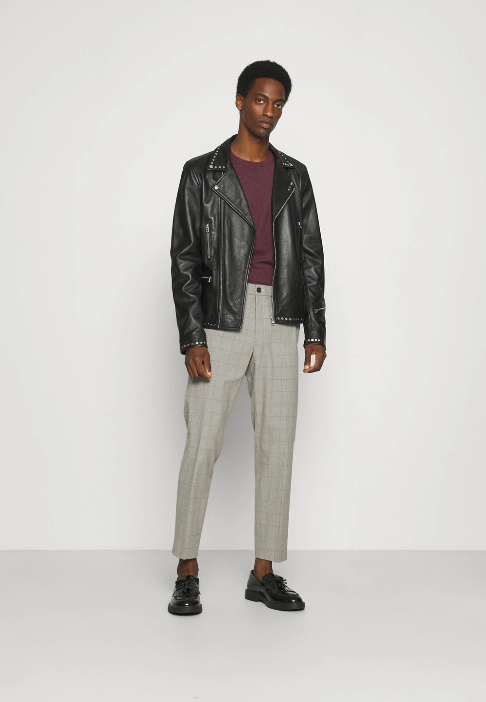 Meilleure affaire đ Prix RĂ©duit Pier One 3 PACK - T-shirt Ă manches longues t-shirts col rond homme đ 3 Meilleure affaire đ Prix RĂ©duit Pier One 3 PACK - T-shirt Ă manches longues t-shirts col rond homme đ