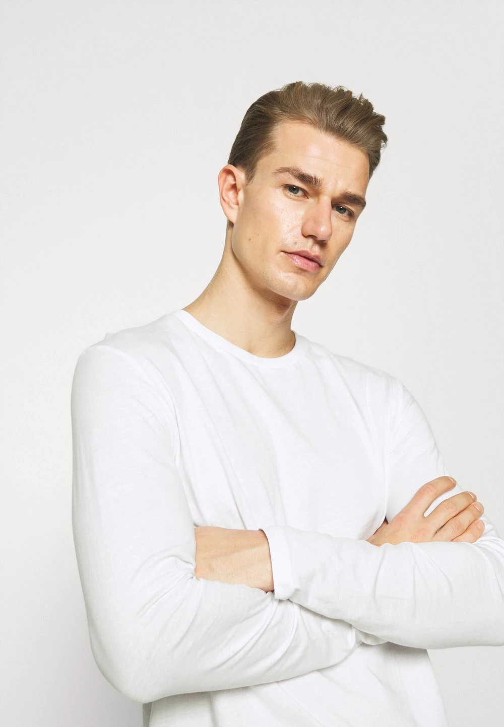 Tout neuf 🤩 Pier One 3 PACK - T-shirt à manches longues Qualité Supérieure t-shirts col rond homme 😍 8 Tout neuf 🤩 Pier One 3 PACK - T-shirt à manches longues Qualité Supérieure t-shirts col rond homme 😍 – Image 6