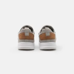 Promo 🎉 Marchandise de première qualité Pier One Baskets basses sneakers rond homme 🌟 -Pier One Soldes Magasin 70ca918c90ca43eca0c29a4b01e908ce